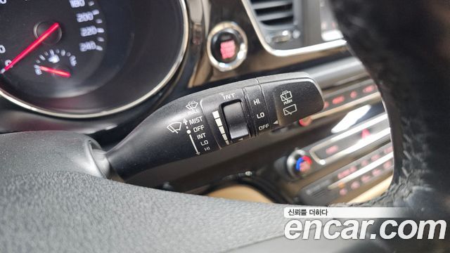 Kia Carnival 9-Seater Hi-Limousine Prestige 2019 — фото 20