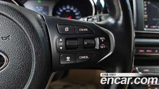 Kia Carnival 9-Seater Hi-Limousine Prestige 2019 — фото 30
