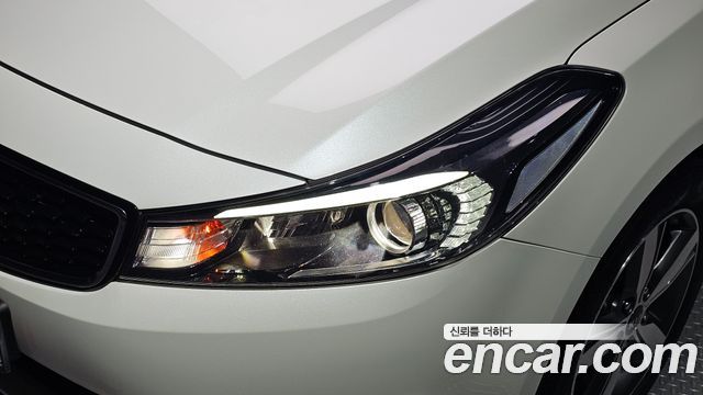Kia K3 Trendy Style 2018 — фото 22