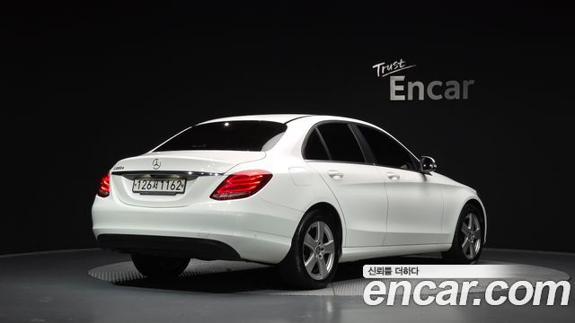 Mercedes-Benz C-Class (W205) C200 d 2016 — фото 2