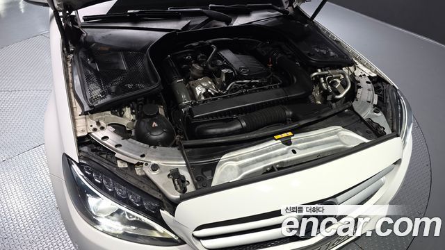 Mercedes-Benz C-Class (W205) C200 d 2016 — фото 6