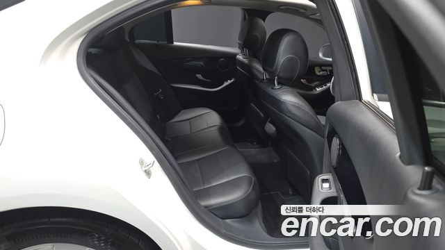 Mercedes-Benz C-Class (W205) C200 d 2016 — фото 12