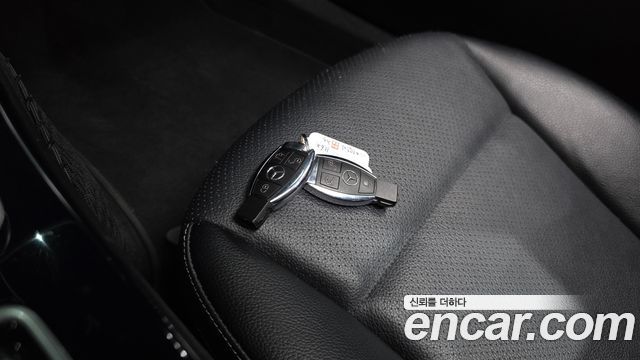 Mercedes-Benz C-Class (W205) C200 d 2016 — фото 17