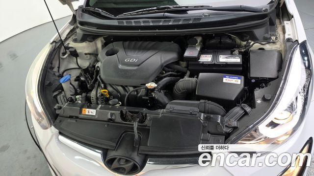 Hyundai Avante 1.6 GDi Modern Standard 2014 — фото 6
