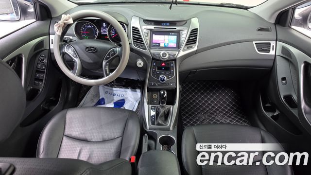 Hyundai Avante 1.6 GDi Modern Standard 2014 — фото 7
