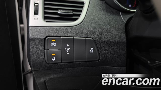 Hyundai Avante 1.6 GDi Modern Standard 2014 — фото 17