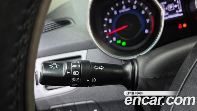 Hyundai Avante 1.6 GDi Modern Standard 2014 — фото 18