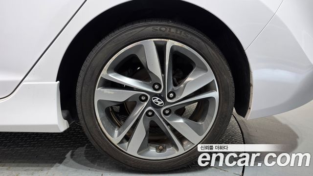 Hyundai Avante 1.6 GDi Modern Standard 2014 — фото 21