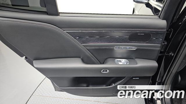 Genesis G90 (RS4) Gasoline 3.5 Turbo AWD 2022 — фото 25
