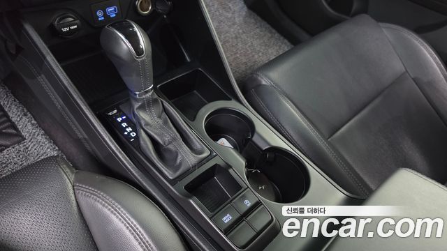 Hyundai Tucson Gasoline 1.6 turbo 2WD Premium 2019 — фото 9