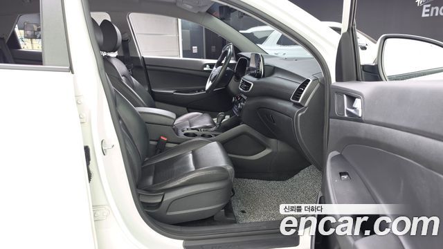Hyundai Tucson Gasoline 1.6 turbo 2WD Premium 2019 — фото 11