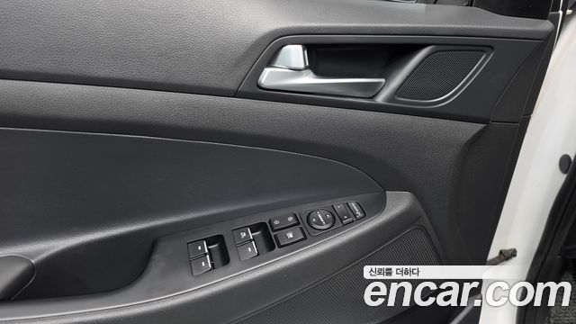 Hyundai Tucson Gasoline 1.6 turbo 2WD Premium 2019 — фото 16