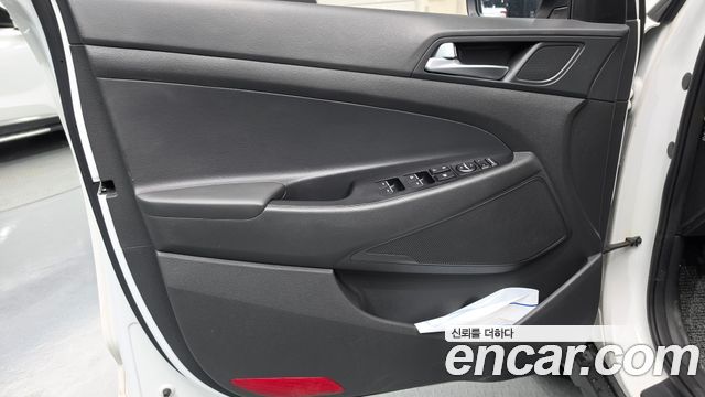 Hyundai Tucson Gasoline 1.6 turbo 2WD Premium 2019 — фото 24