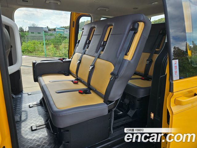 Hyundai Staria L3.5  Kinder Safety Car 15-Seater 2025 — фото 6