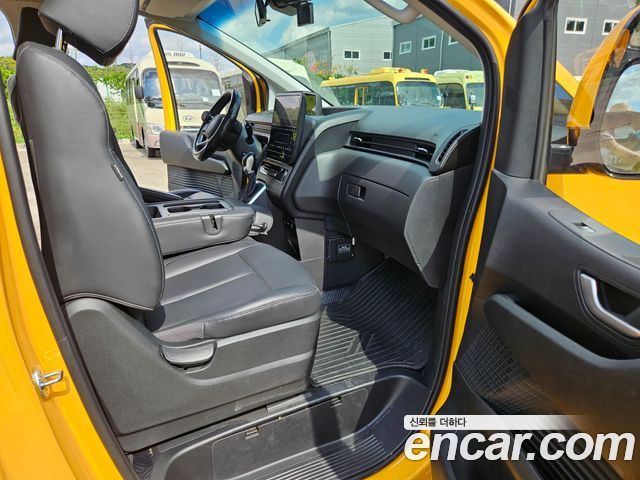Hyundai Staria L3.5  Kinder Safety Car 15-Seater 2025 — фото 8