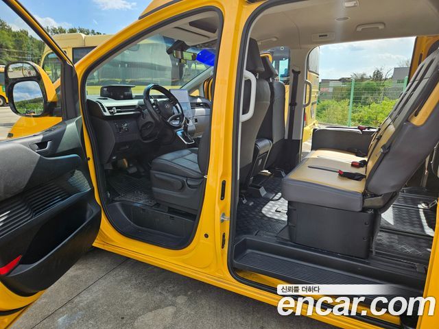 Hyundai Staria L3.5  Kinder Safety Car 15-Seater 2025 — фото 16