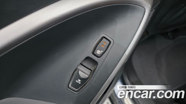 Hyundai Maxcruise Diesel(e-VGT) 2.2 4WD Exclusive Special 2015 — фото 17