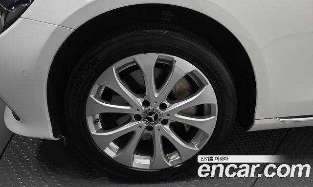 Mercedes-Benz E-Class (W213) E300 Exclusive 2018 — фото 5