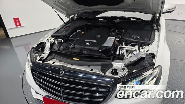 Mercedes-Benz E-Class (W213) E300 Exclusive 2018 — фото 6