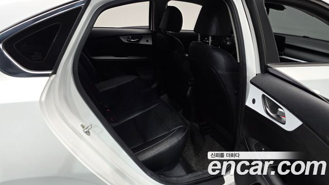 Kia K3 Prestige 2021 — фото 12
