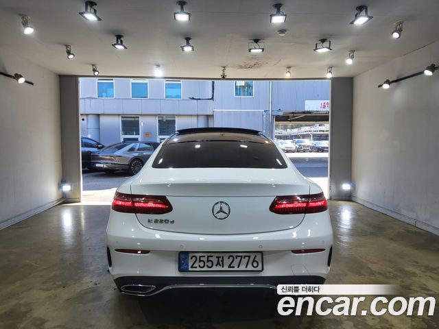 Mercedes-Benz E-Class (W213) E220d Coupe 2017 — фото 4