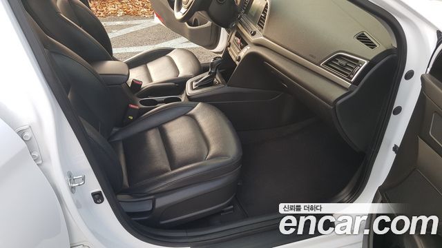 Hyundai Avante (AD) 1.6 GDI Value Plus 2018 — фото 15