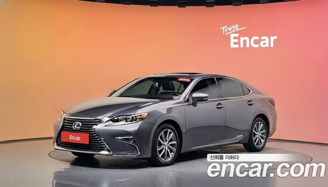 Lexus ES300h Supreme XV60
