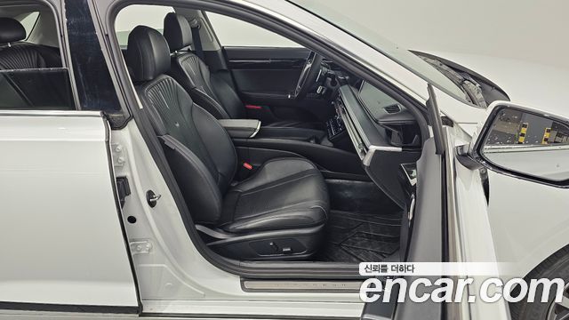 Hyundai Grandeur (GN7) 3.5 LPG 2WD (Taxi) Deluxe 2023 — фото 10