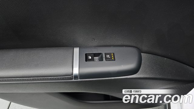 Hyundai Grandeur (GN7) 3.5 LPG 2WD (Taxi) Deluxe 2023 — фото 20