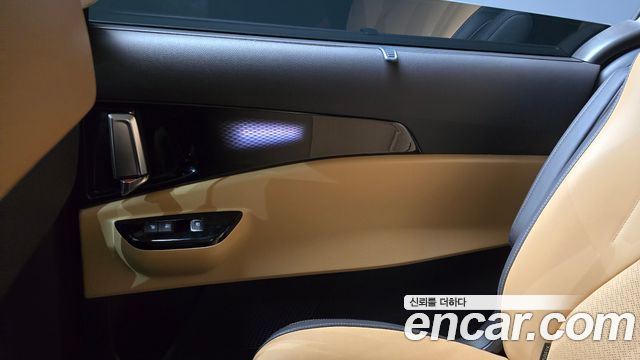 Kia Carnival (IV) Gasoline 9-Seater Signature 2021 — фото 25
