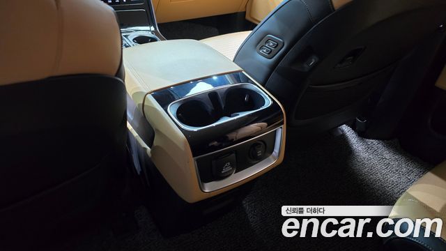 Kia Carnival (IV) Gasoline 9-Seater Signature 2021 — фото 31
