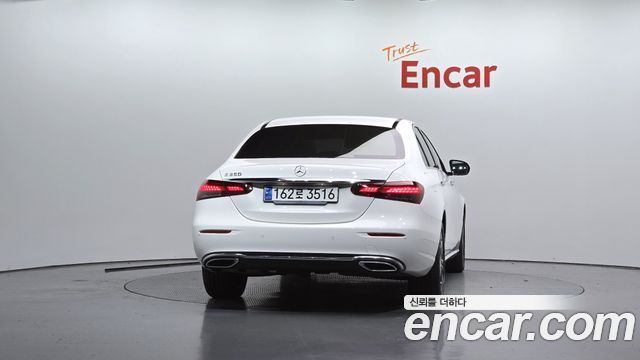 Mercedes-Benz E-Class (W213) E250 Avantgarde 2023 — фото 4