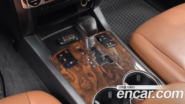 Kia Mohave Diesel 3.0 4WD VIP 2018 — фото 9