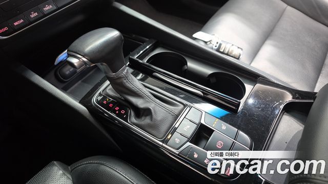 Kia K7 2.4 GDI Prestige 2017 — фото 9