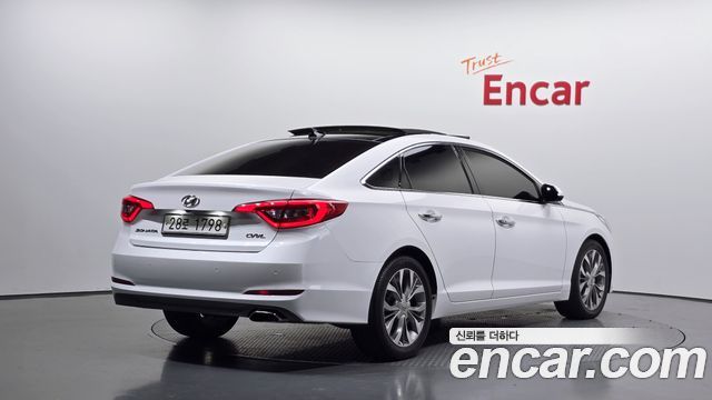 Hyundai Sonata (LF) 2.0 Smart 2015 — фото 2
