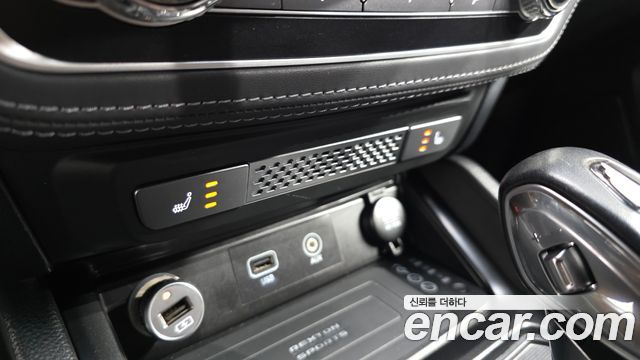 KG Mobility (SsangYong) Rexton Sports Diesel 2.2 4WD Prestige Special 2021 — фото 13