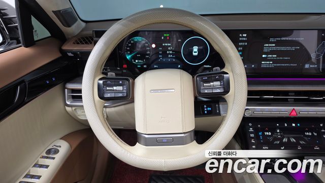 Hyundai Grandeur (GN7) 2,5 Gasoline 2WD Calligraphy 2023 — фото 17