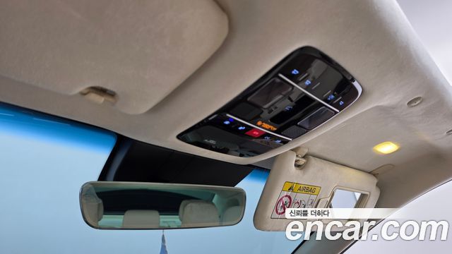 Hyundai Grandeur (GN7) 2,5 Gasoline 2WD Calligraphy 2023 — фото 24