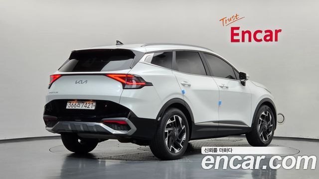 Kia Sportage (V) Gasoline 1.6 Turbo 2WD Prestige 2022 — фото 2