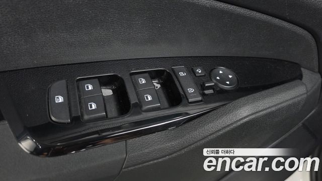 Kia Sportage (V) Gasoline 1.6 Turbo 2WD Prestige 2022 — фото 28