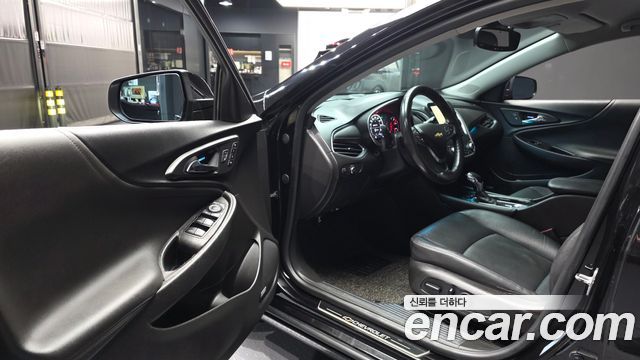 Chevrolet Malibu 2.0 Turbo Perfect Black 2019 — фото 10