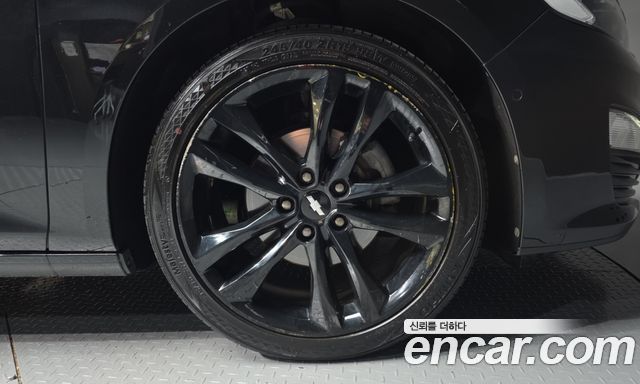 Chevrolet Malibu 2.0 Turbo Perfect Black 2019 — фото 21