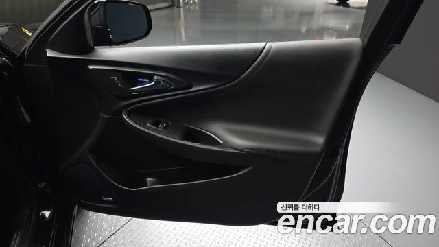 Chevrolet Malibu 2.0 Turbo Perfect Black 2019 — фото 24