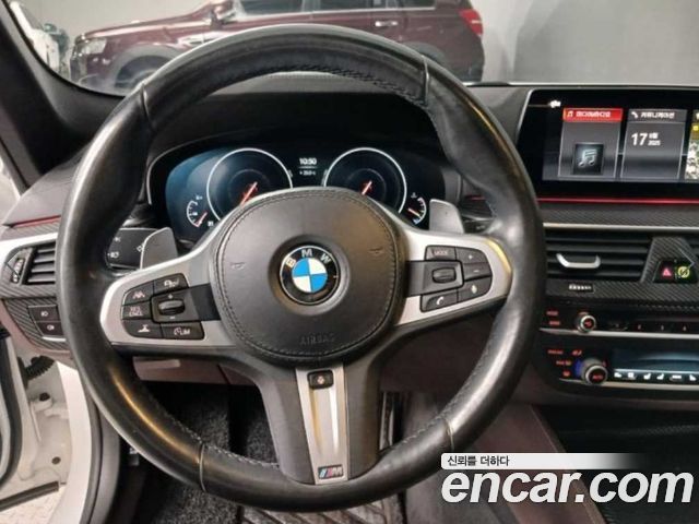 BMW 5 Series (G30) 530i M Sport Package Plus 2019 — фото 15