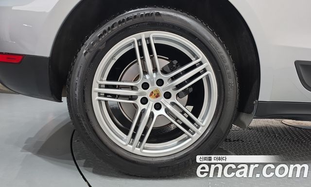 Porsche Macan 2.0 95B 2019 — фото 5