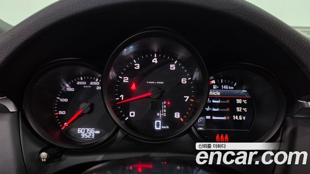 Porsche Macan 2.0 95B 2019 — фото 8