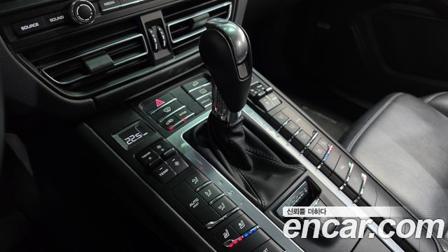 Porsche Macan 2.0 95B 2019 — фото 9