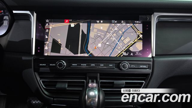 Porsche Macan 2.0 95B 2019 — фото 13