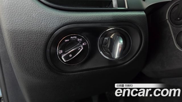 Porsche Macan 2.0 95B 2019 — фото 16