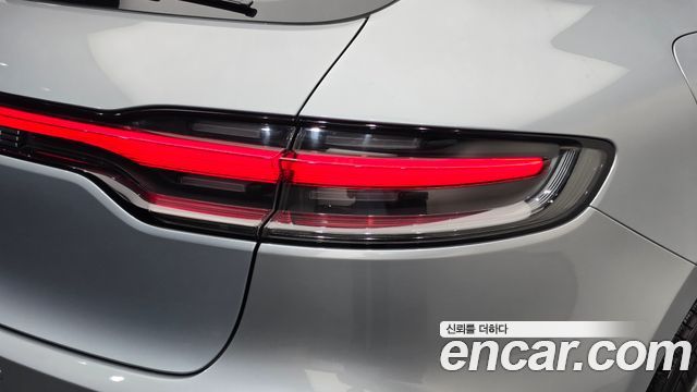 Porsche Macan 2.0 95B 2019 — фото 23